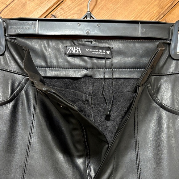 Zara Black Faux Leather Flare Pants XS - Picture 7 of 8